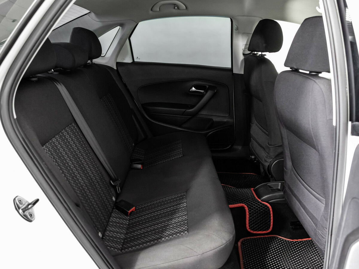 Volkswagen Polo V Рестайлинг, 2016 - Фото №11