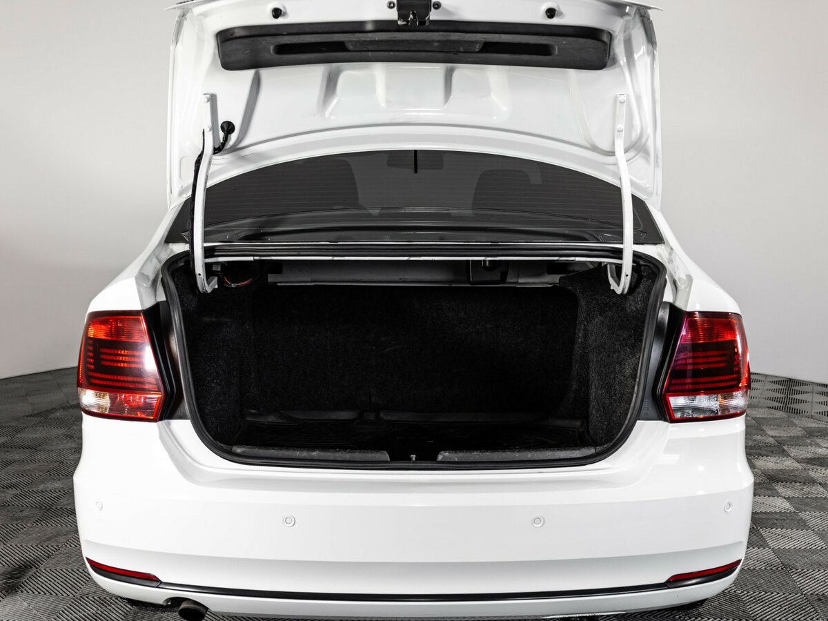 Volkswagen Polo V Рестайлинг, 2016 - Фото №13