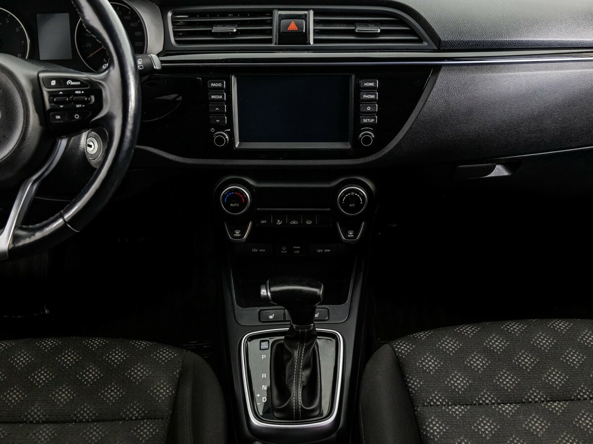 Kia Rio X-Line IV, 2019 - Фото №9