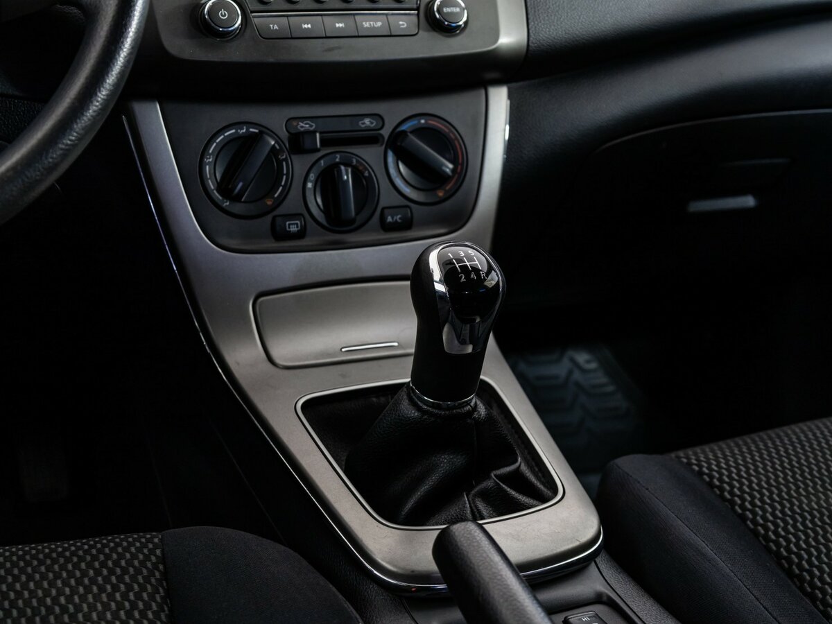 Nissan Sentra VII (B17), 2015 - Фото №8