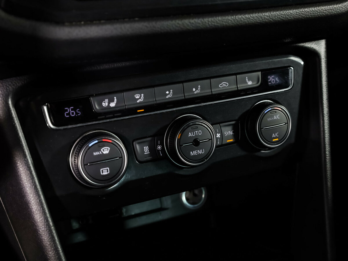 Volkswagen Tiguan II, 2017 - Фото №15