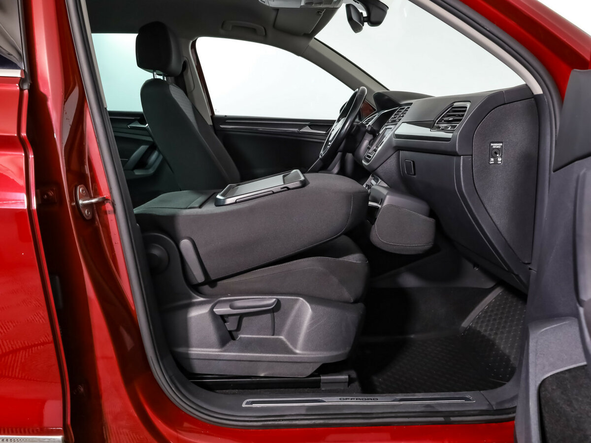 Volkswagen Tiguan II, 2017 - Фото №21