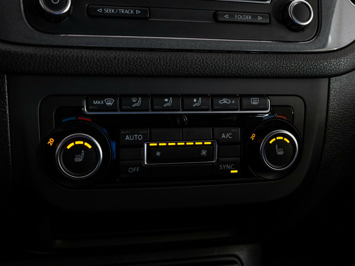 Volkswagen Tiguan I Рестайлинг, 2012 - Фото №10