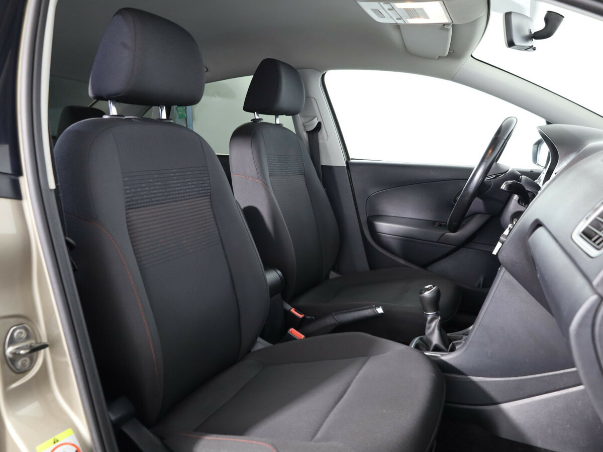 Volkswagen Polo V Рестайлинг, 2017 - Фото №10