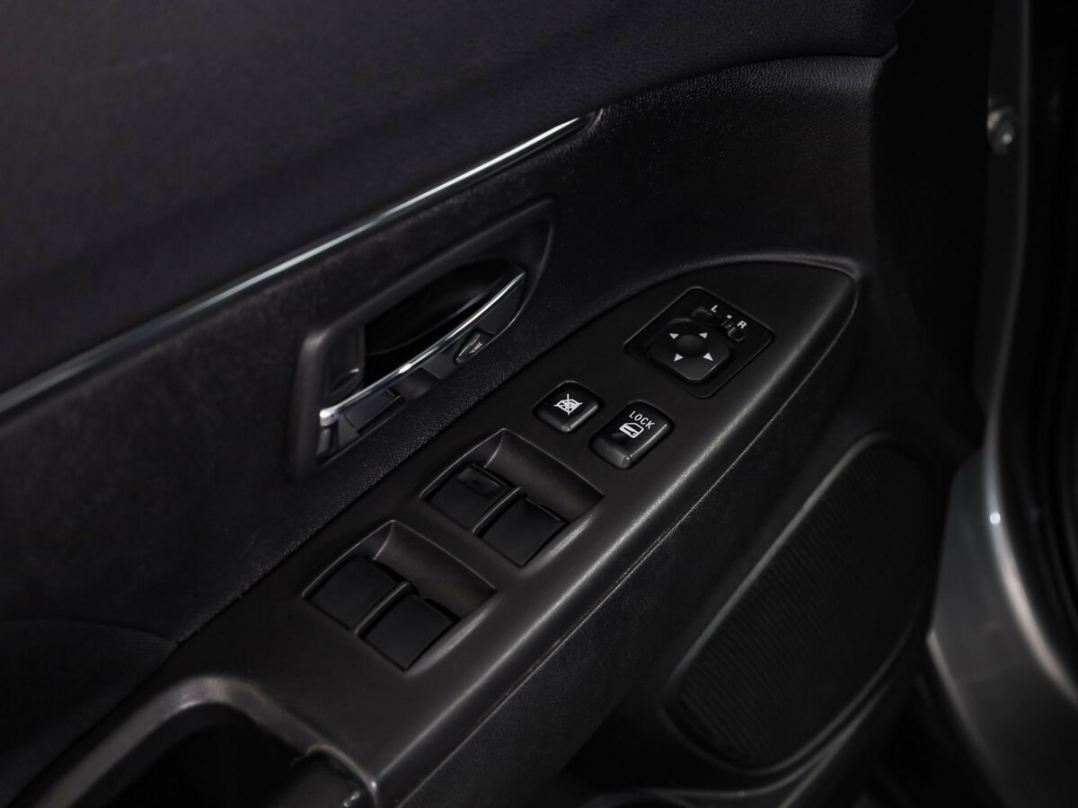 Mitsubishi ASX I Рестайлинг, 2014 - Фото №9