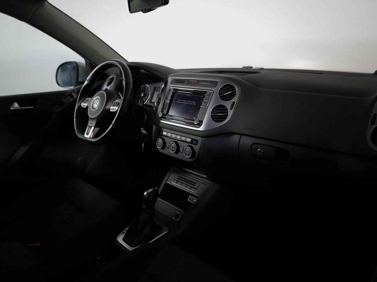 Volkswagen Tiguan I Рестайлинг, 2016 - Фото №10