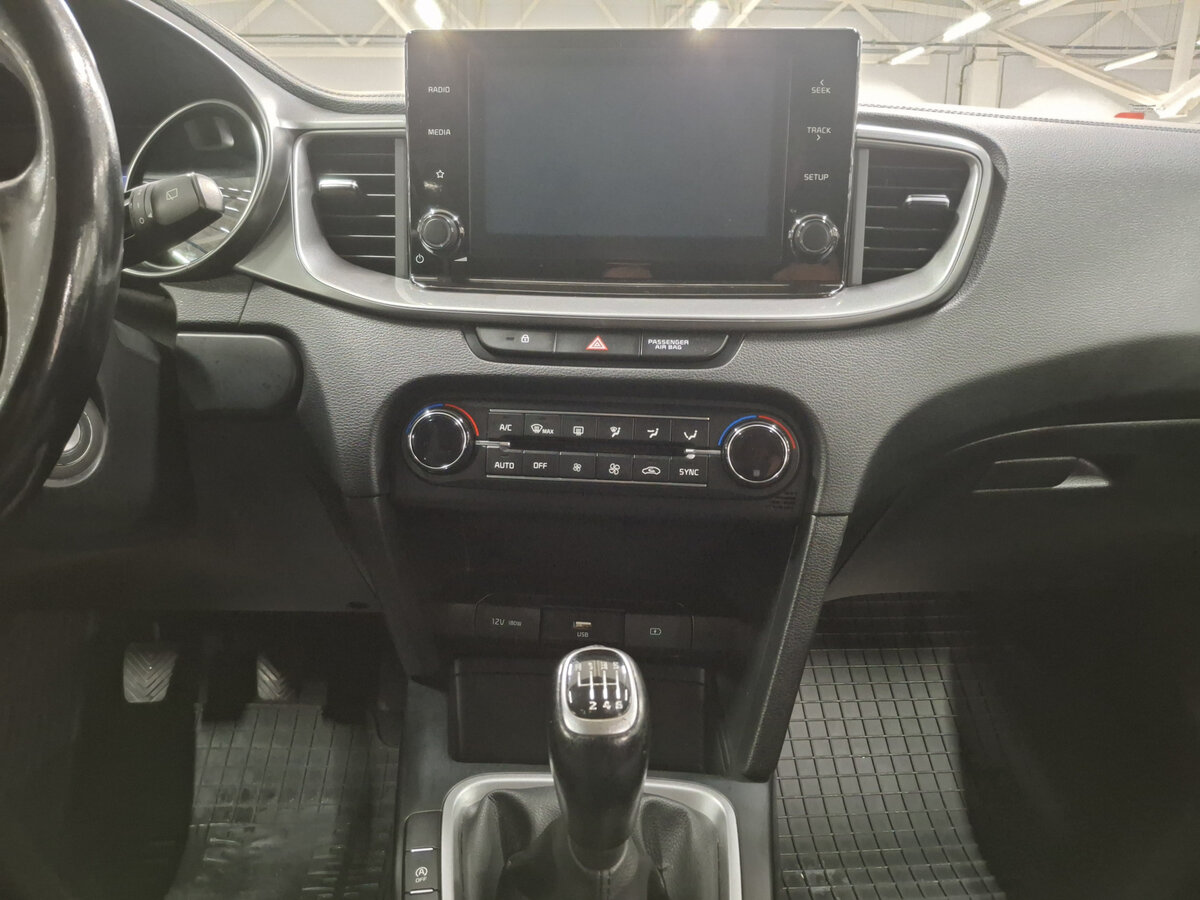 Kia Ceed III, 2019 - Фото №14