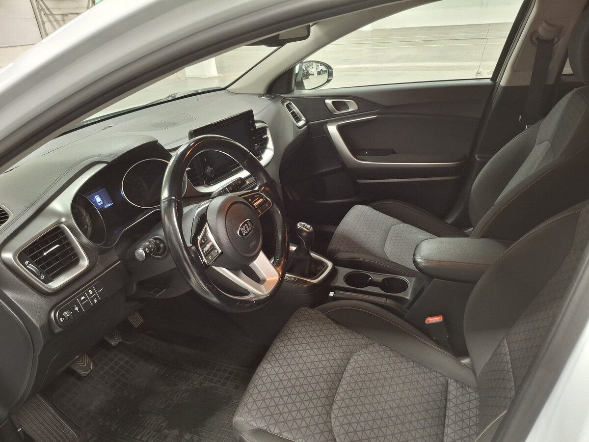 Kia Ceed III, 2019 - Фото №15