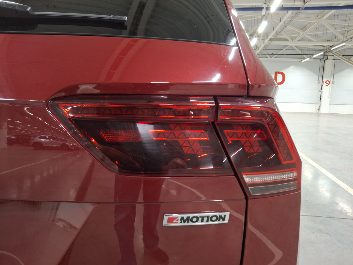 Volkswagen Tiguan II, 2018 - Фото №8