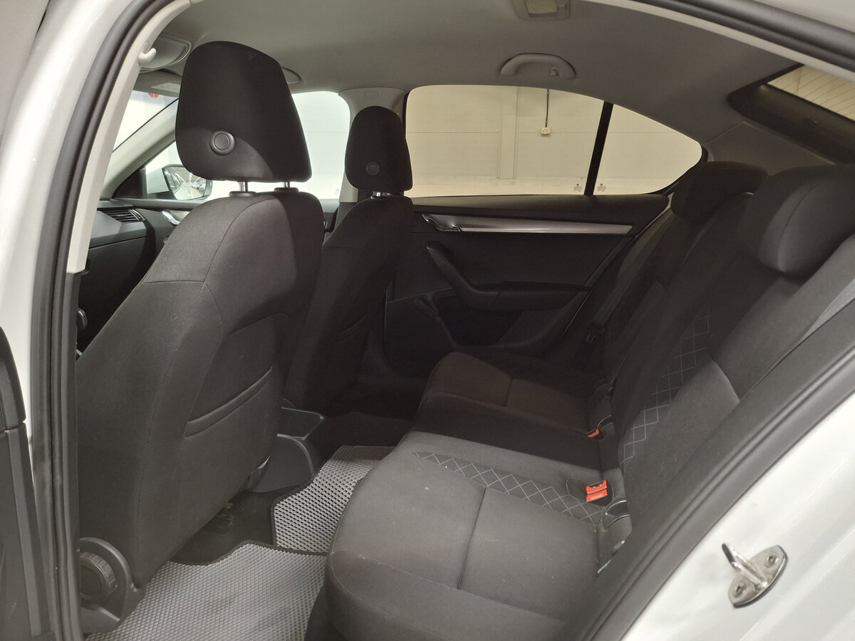 Skoda Octavia III (A7) Рестайлинг, 2018 - Фото №11