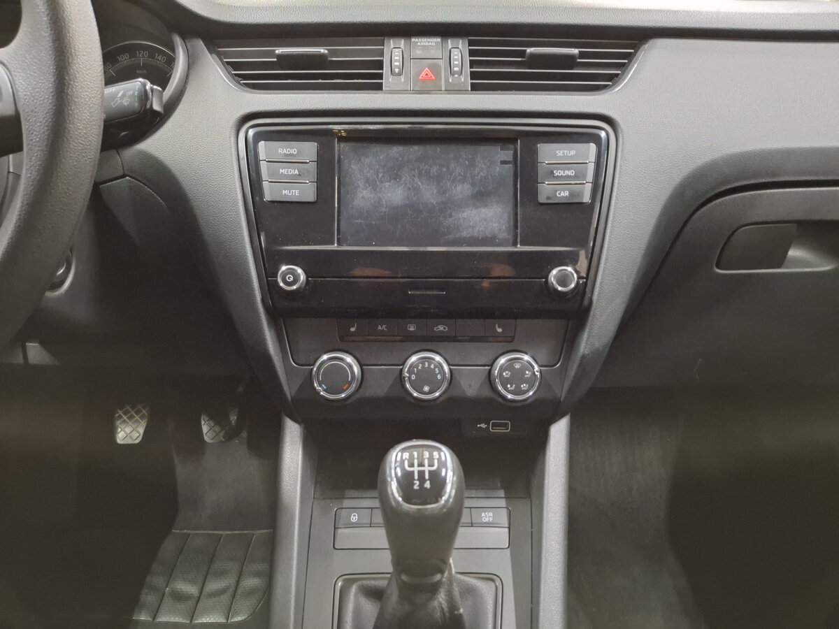 Skoda Octavia III (A7) Рестайлинг, 2018 - Фото №14