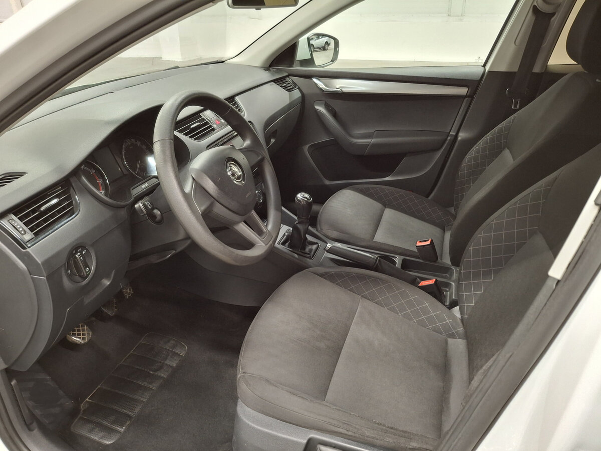 Skoda Octavia III (A7) Рестайлинг, 2018 - Фото №15