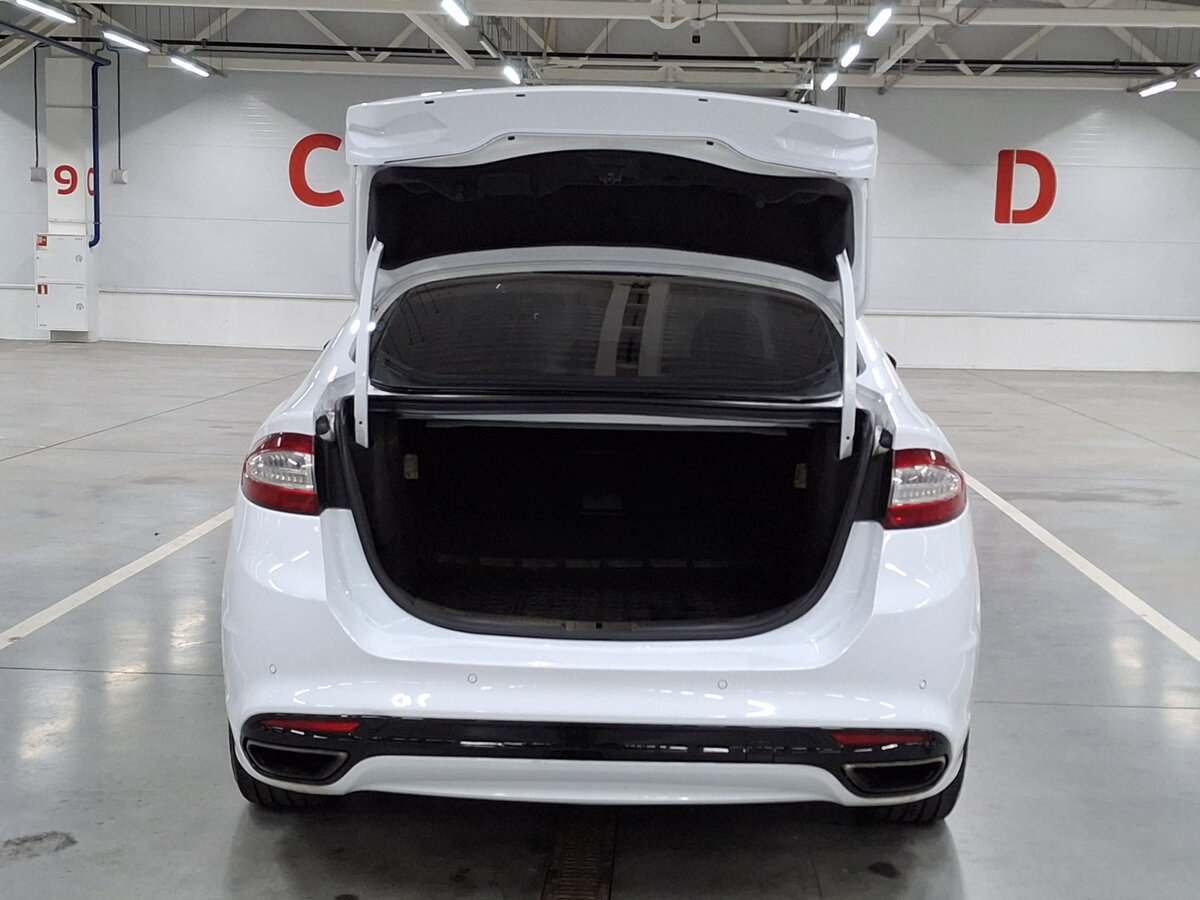 Ford Mondeo V, 2016 - Фото №9