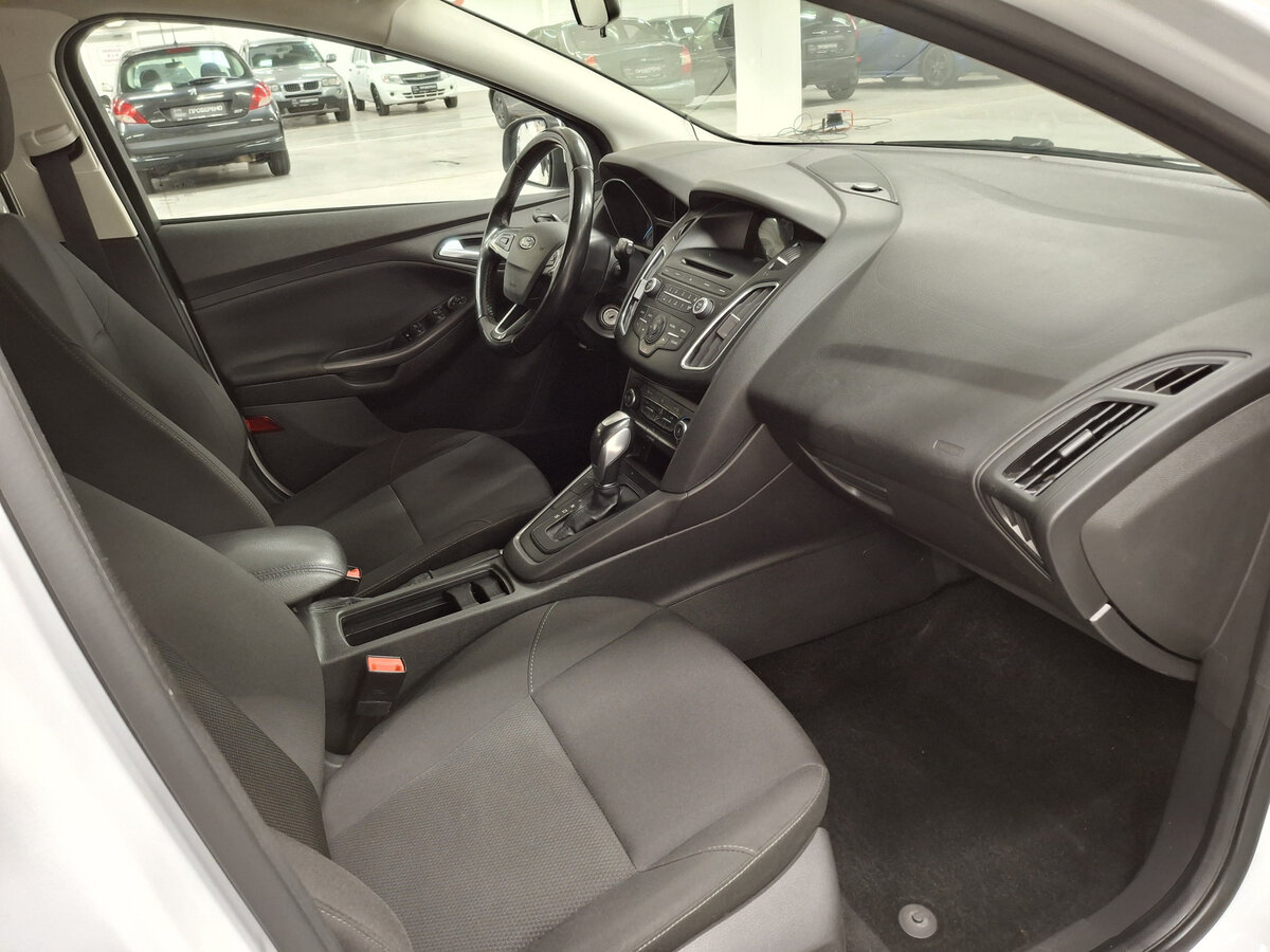 Ford Focus III Рестайлинг, 2017 - Фото №10