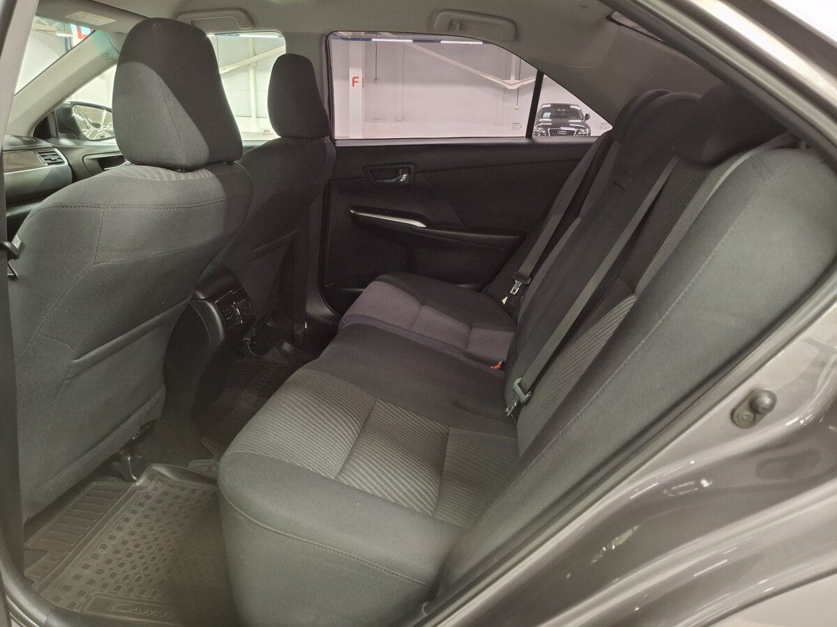 Toyota Camry VII (XV50) Рестайлинг, 2016 - Фото №10