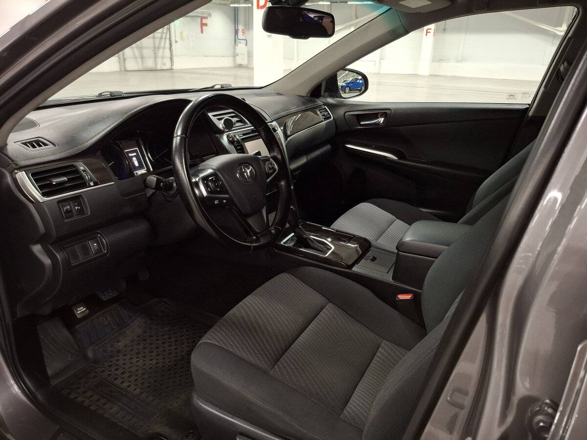 Toyota Camry VII (XV50) Рестайлинг, 2016 - Фото №14