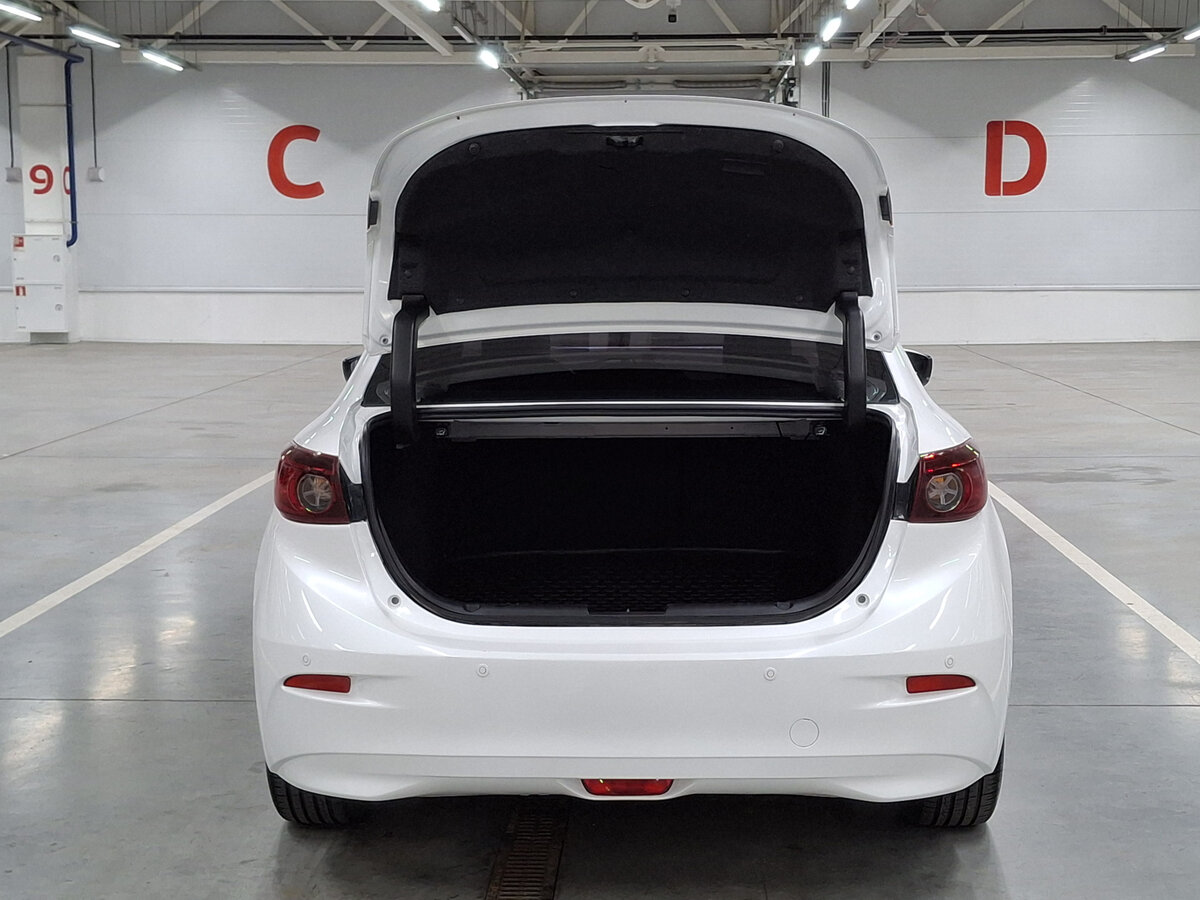 Mazda 3 III (BM) Рестайлинг, 2018 - Фото №9