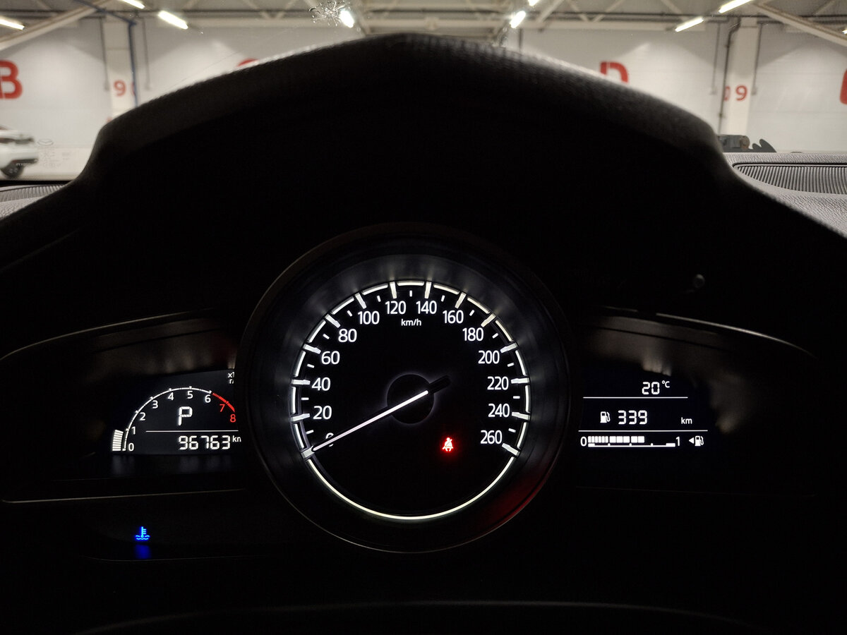 Mazda 3 III (BM) Рестайлинг, 2018 - Фото №12