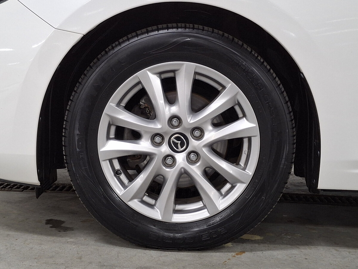 Mazda 3 III (BM) Рестайлинг, 2018 - Фото №17