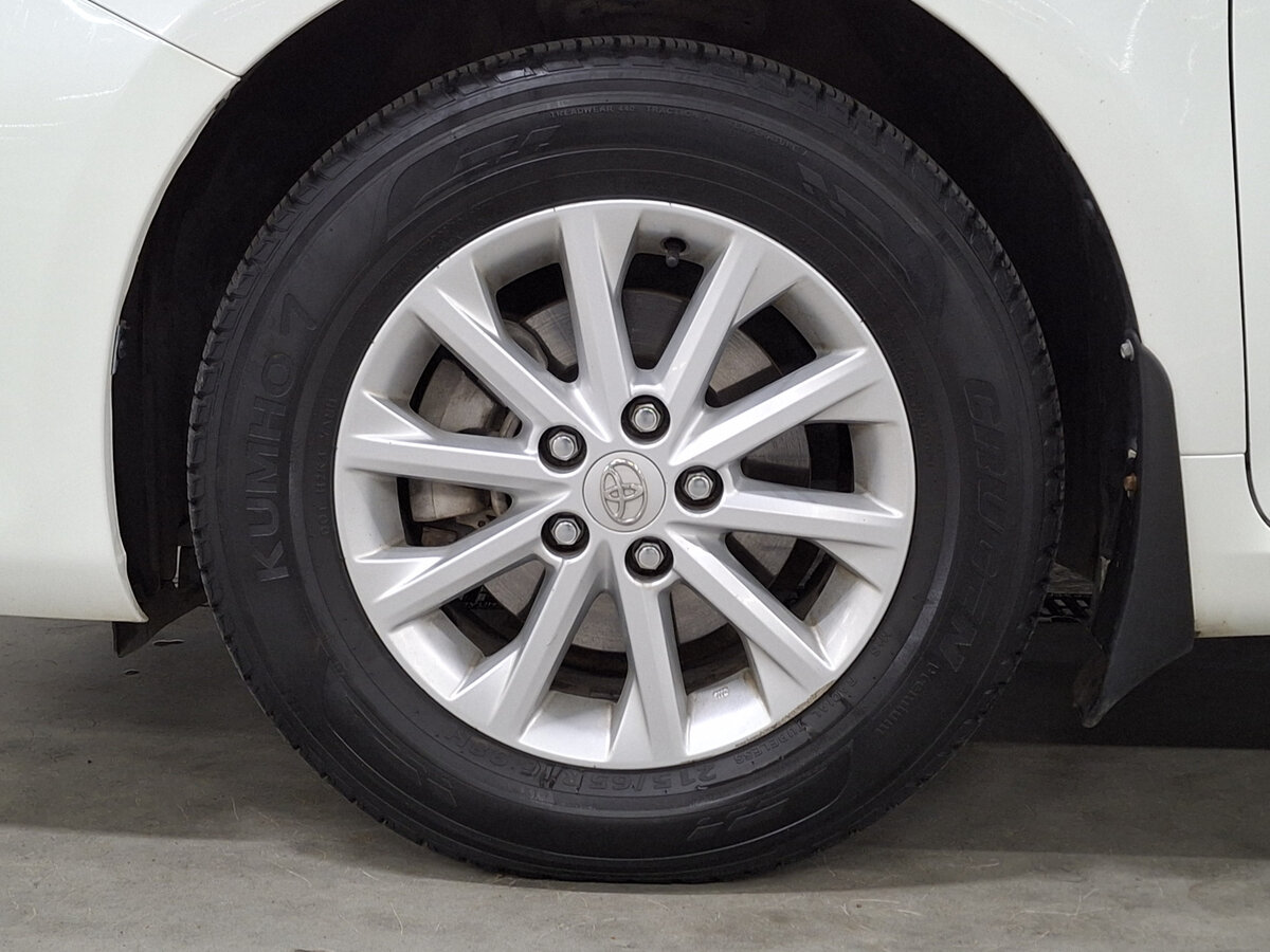 Toyota Camry VII (XV50) Рестайлинг, 2015 - Фото №17