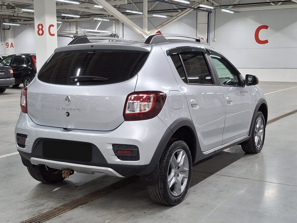Renault Sandero Stepway II Рестайлинг, 2021 - Фото №4