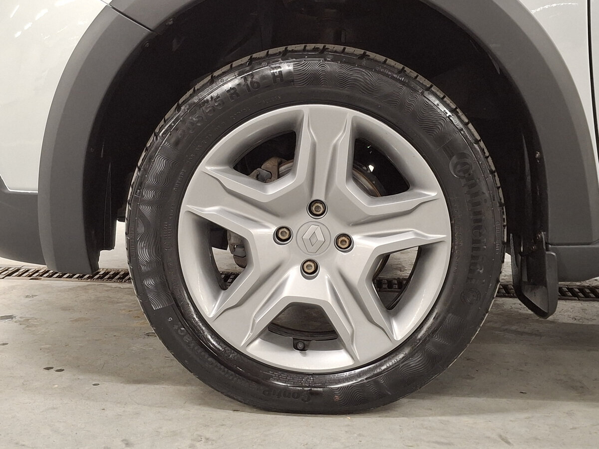 Renault Sandero Stepway II Рестайлинг, 2021 - Фото №16