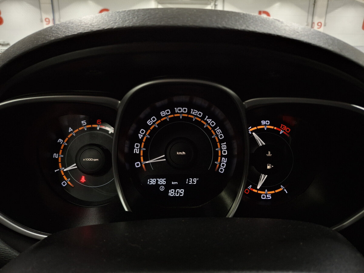 Lada (ВАЗ) Vesta I, 2017 - Фото №12