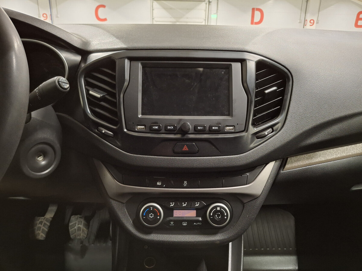 Lada (ВАЗ) Vesta I, 2017 - Фото №14