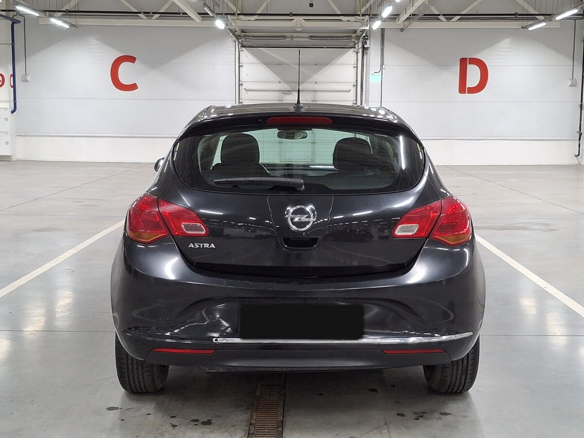 Opel Astra J Рестайлинг, 2013 - Фото №5