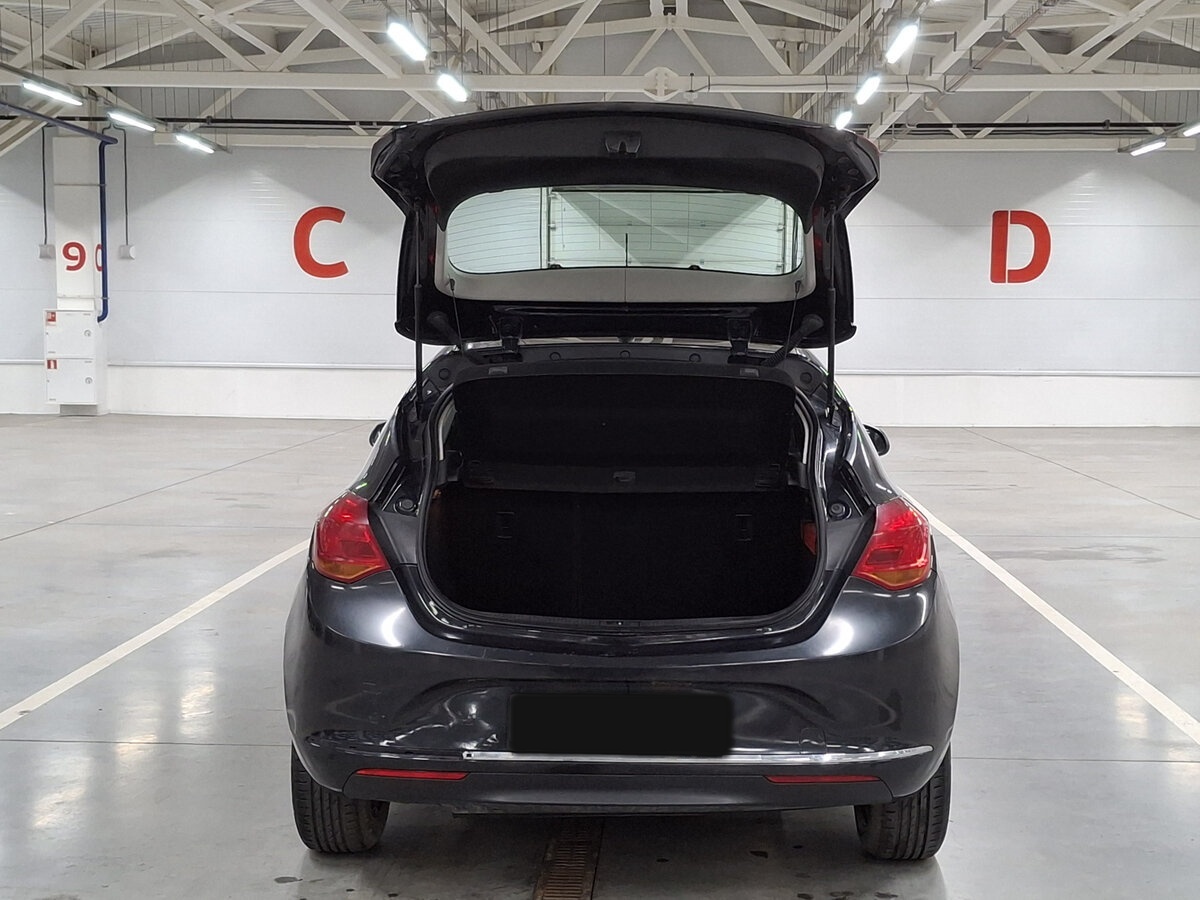 Opel Astra J Рестайлинг, 2013 - Фото №9