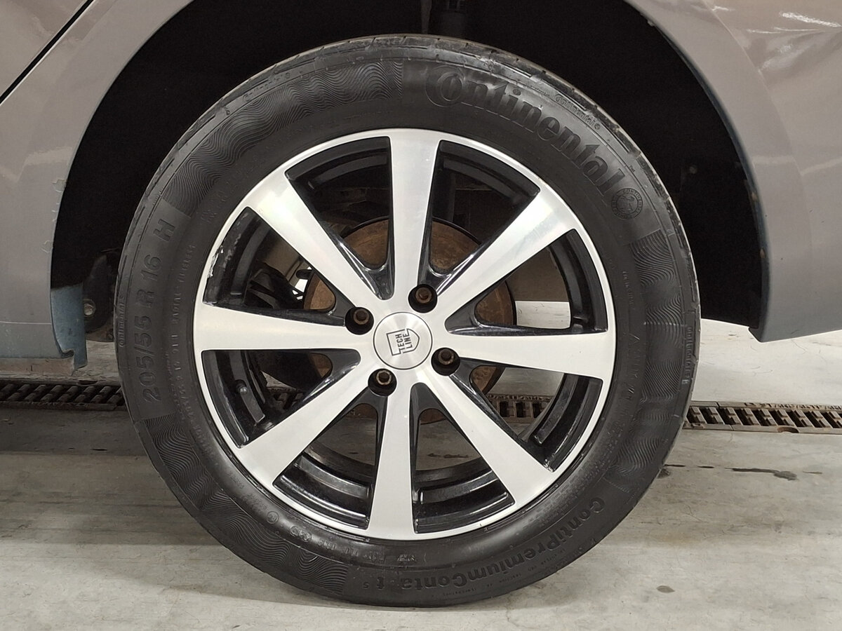 Lada (ВАЗ) Vesta I, 2019 - Фото №17