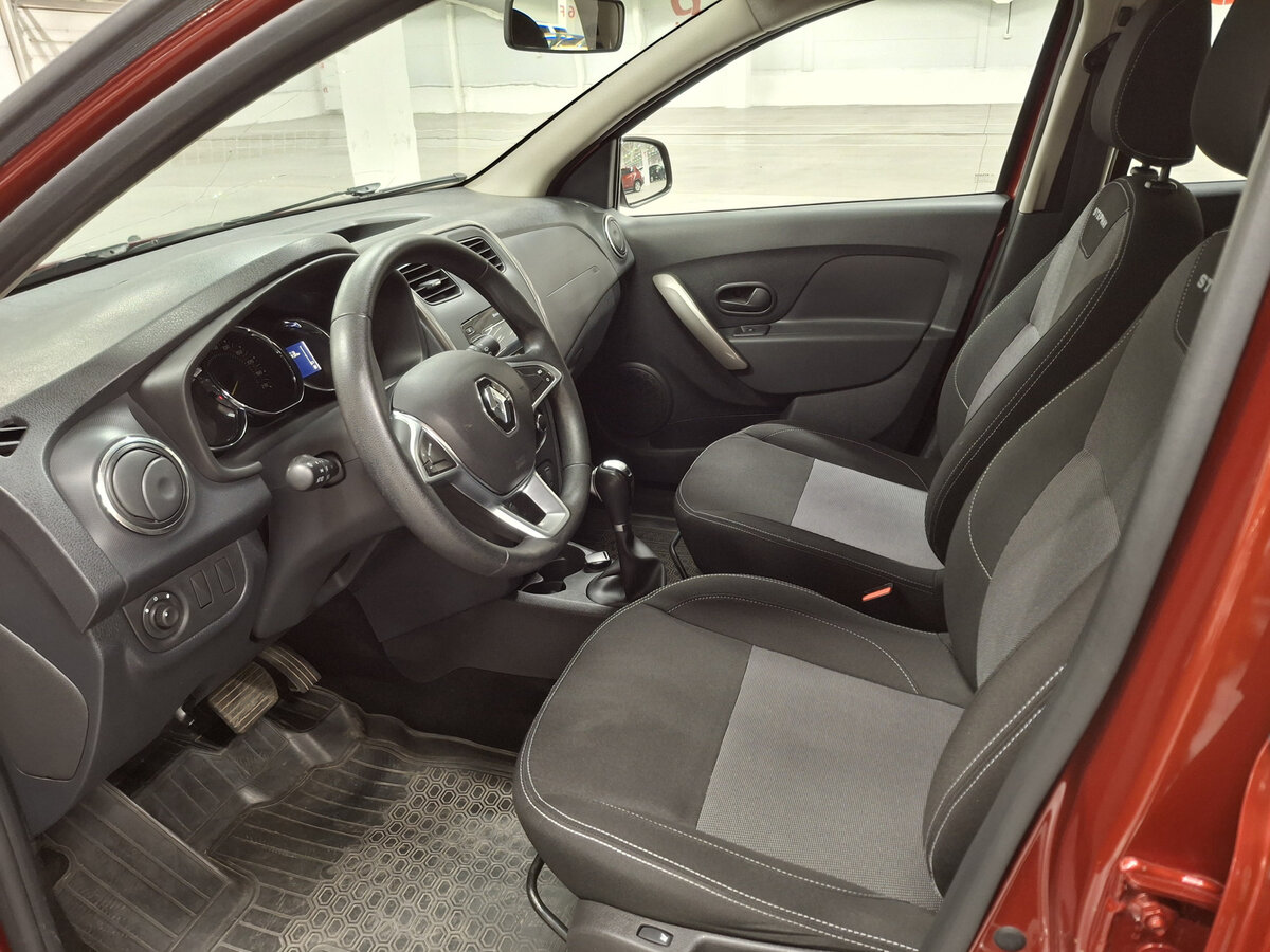 Renault Sandero Stepway II Рестайлинг, 2021 - Фото №15