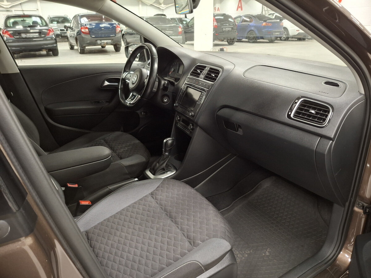 Volkswagen Polo V Рестайлинг, 2018 - Фото №10