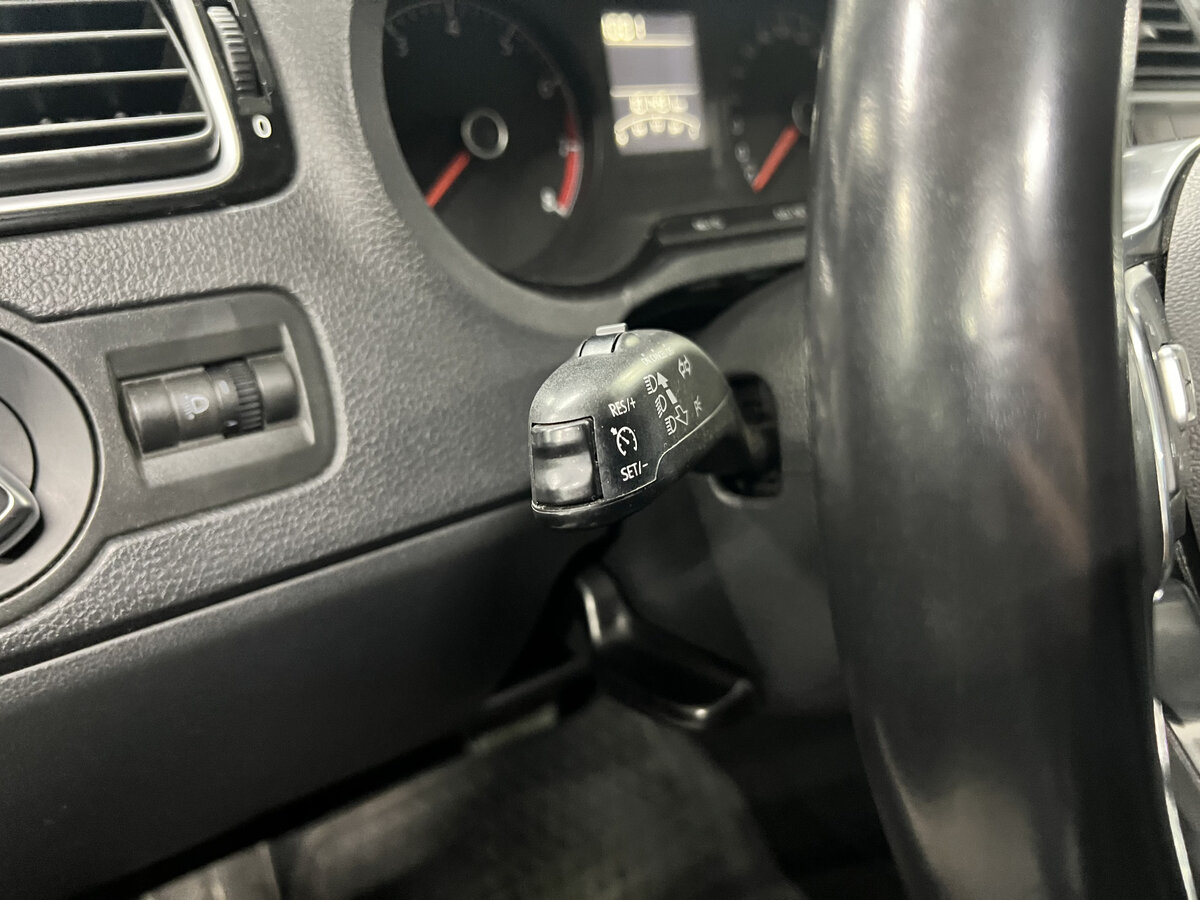 Volkswagen Polo V Рестайлинг, 2018 - Фото №18