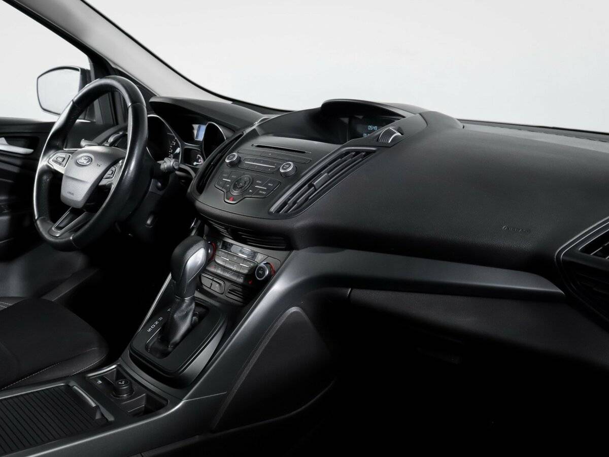 Ford Kuga II Рестайлинг, 2019 - Фото №8