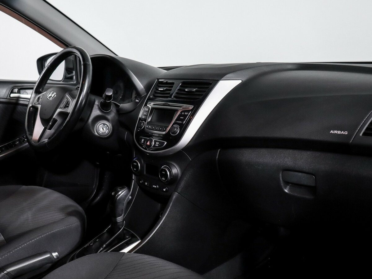 Hyundai Solaris I Рестайлинг, 2015 - Фото №6