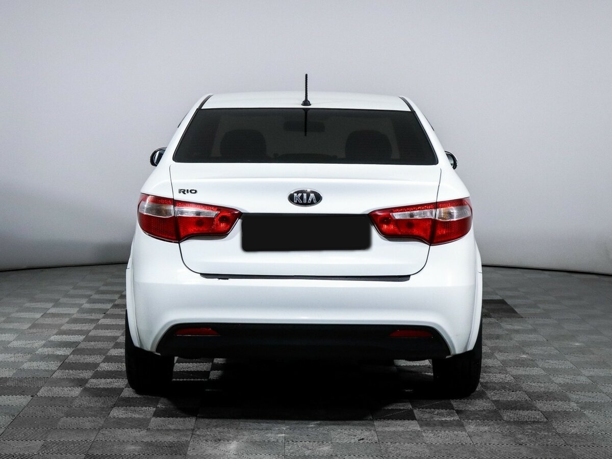 Kia Rio 5-speed III, 2013 - Фото №4