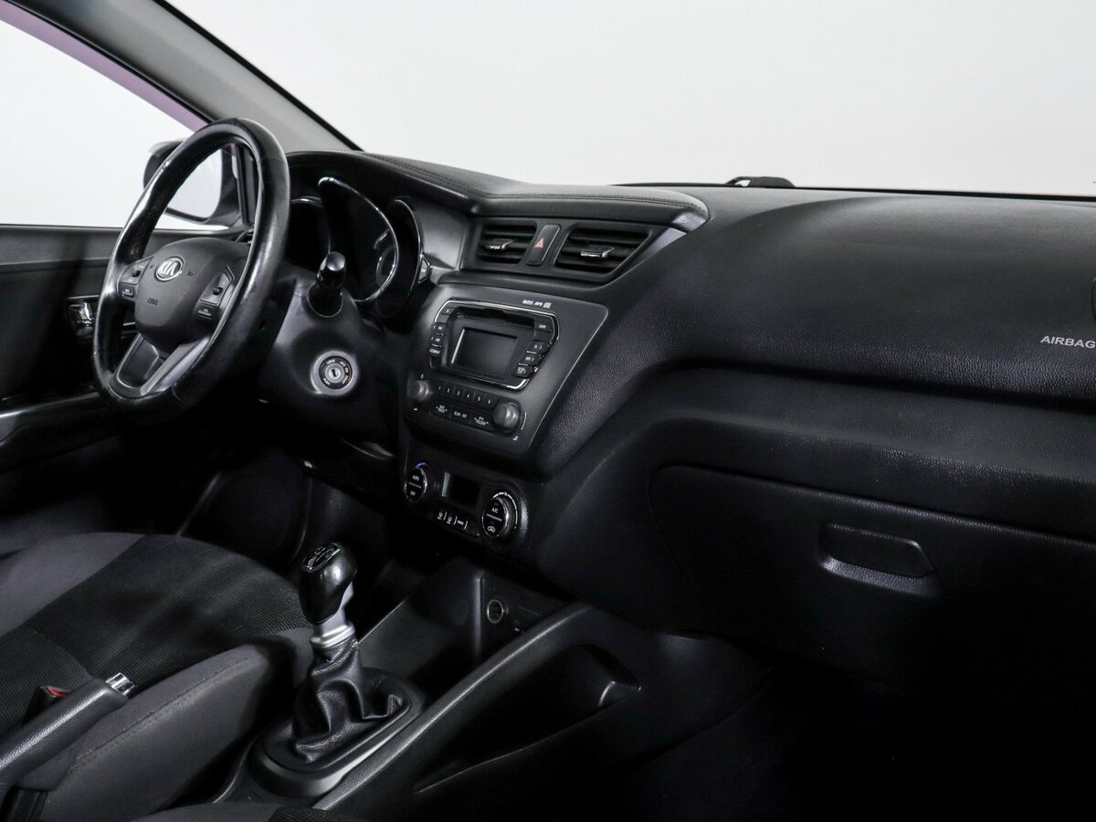 Kia Rio 5-speed III, 2013 - Фото №6