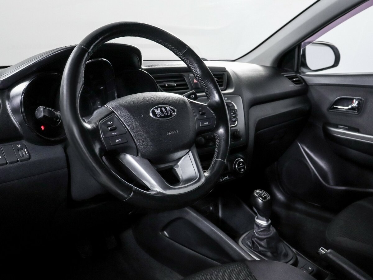 Kia Rio 5-speed III, 2013 - Фото №10