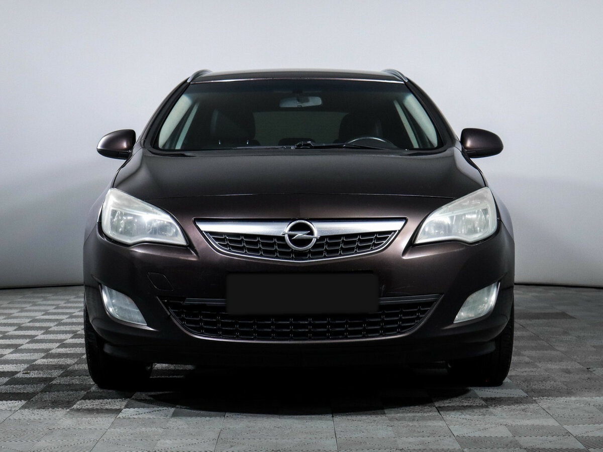 Opel Astra J, 2012 - Фото №1