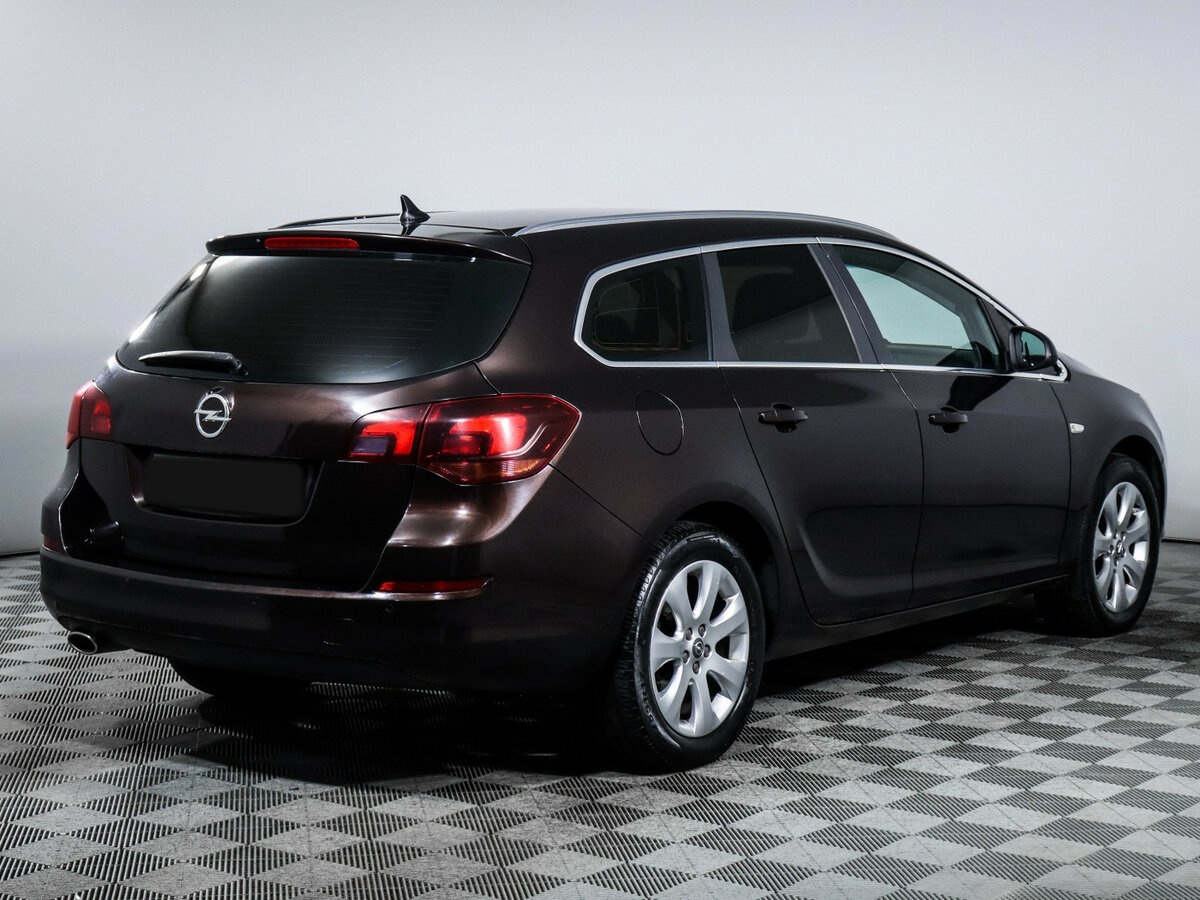 Opel Astra J, 2012 - Фото №3