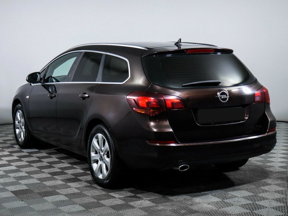 Opel Astra J, 2012 - Фото №5