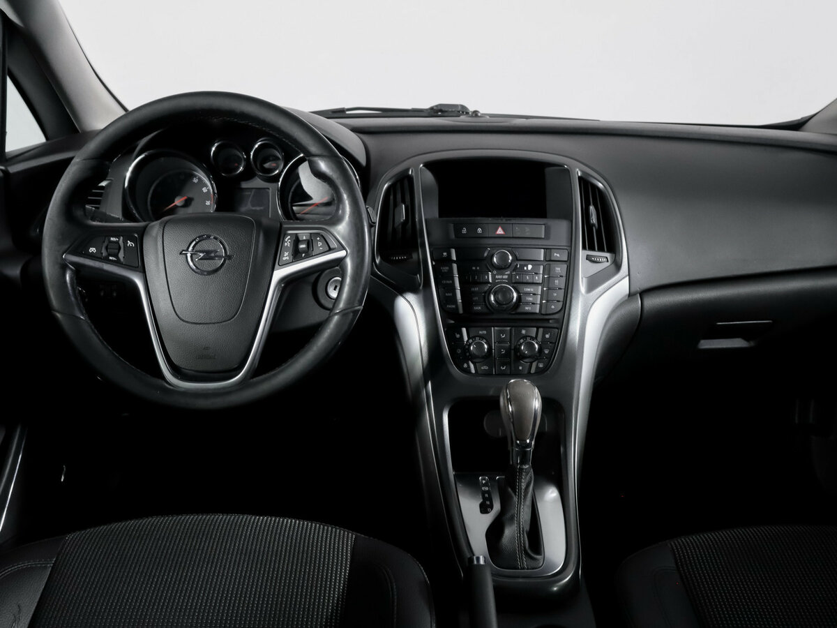 Opel Astra J, 2012 - Фото №9