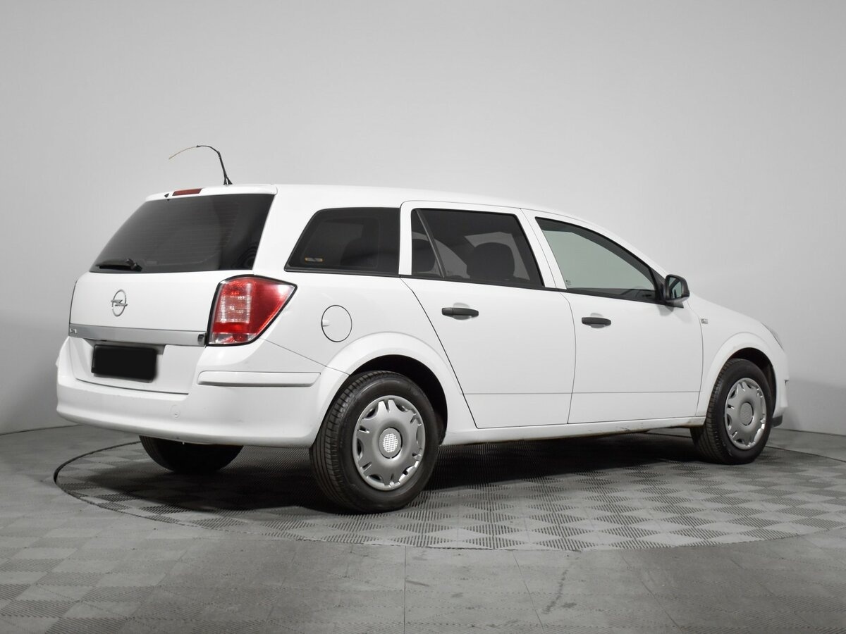 Opel Astra H Рестайлинг, 2013 - Фото №4