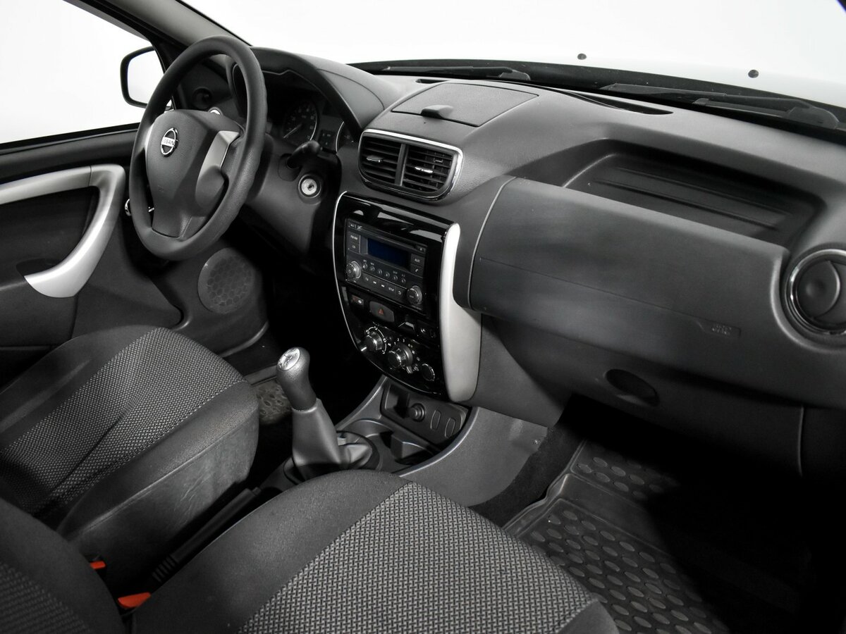 Nissan Terrano III (D10), 2015 - Фото №11