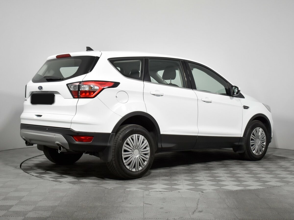 Ford Kuga II Рестайлинг, 2019 - Фото №3
