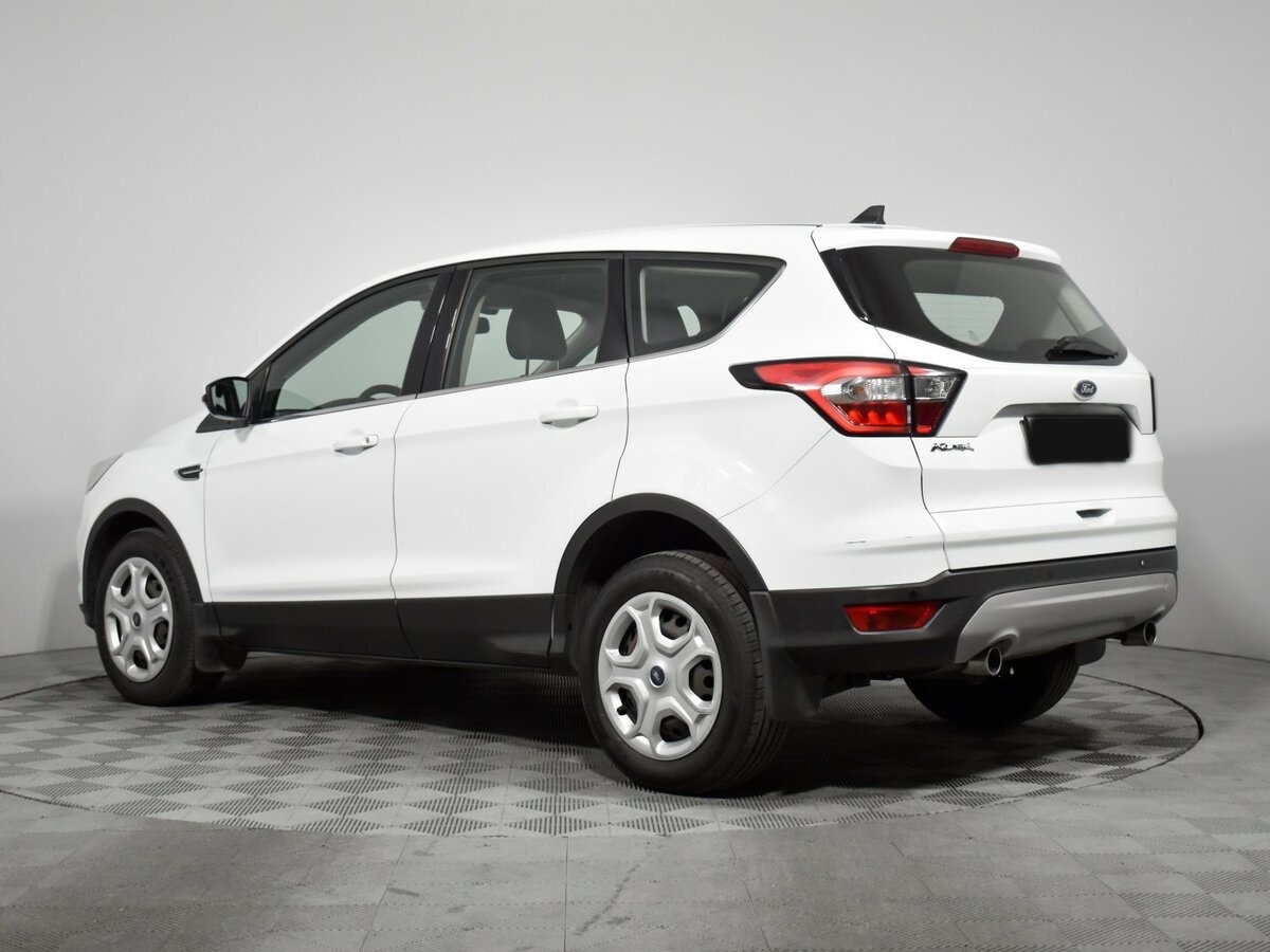 Ford Kuga II Рестайлинг, 2019 - Фото №5