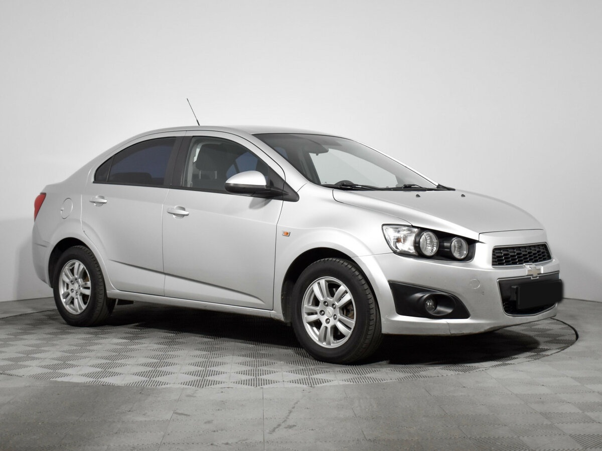 Chevrolet Aveo II, 2014 - Фото №2