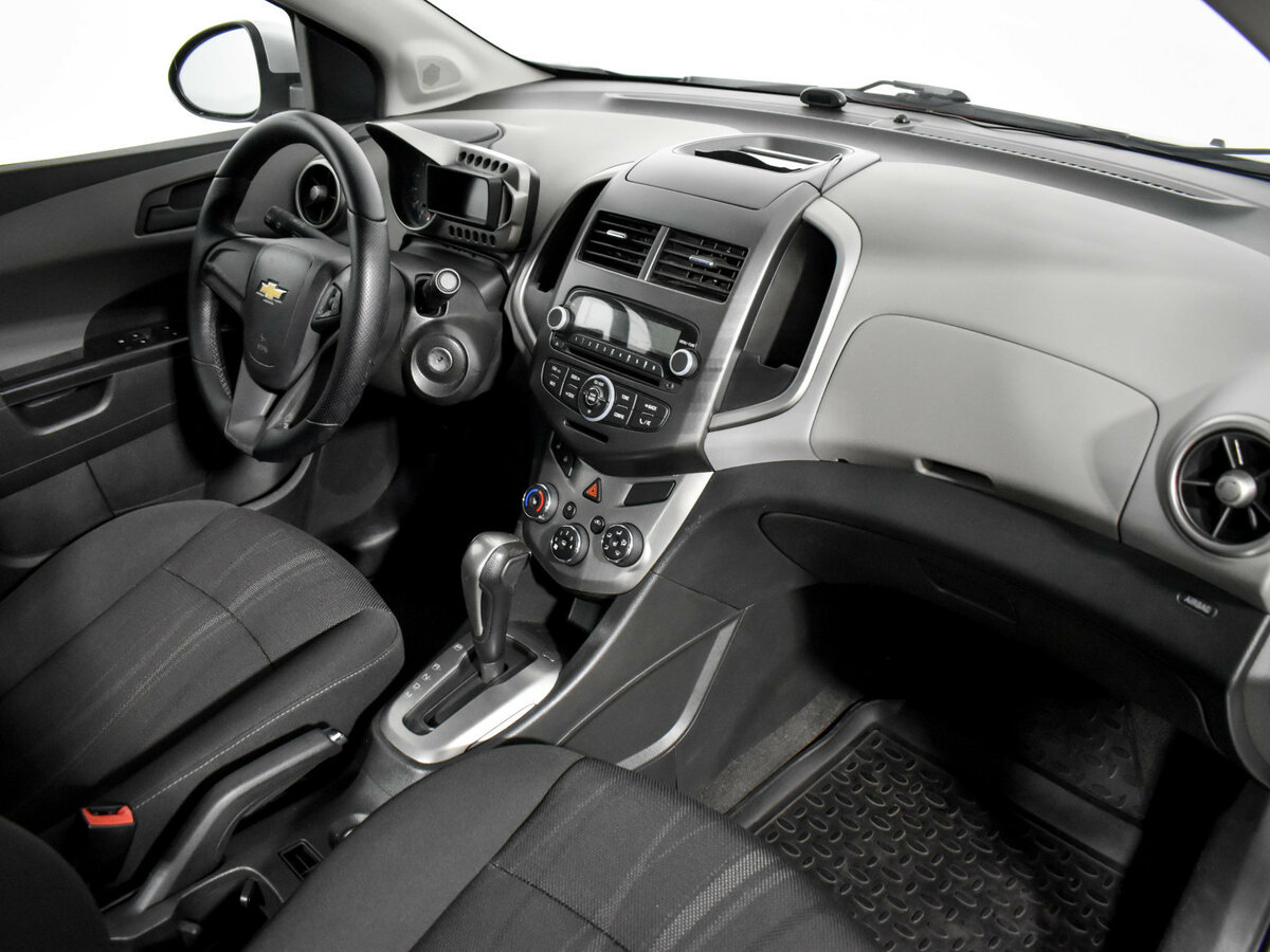 Chevrolet Aveo II, 2014 - Фото №11