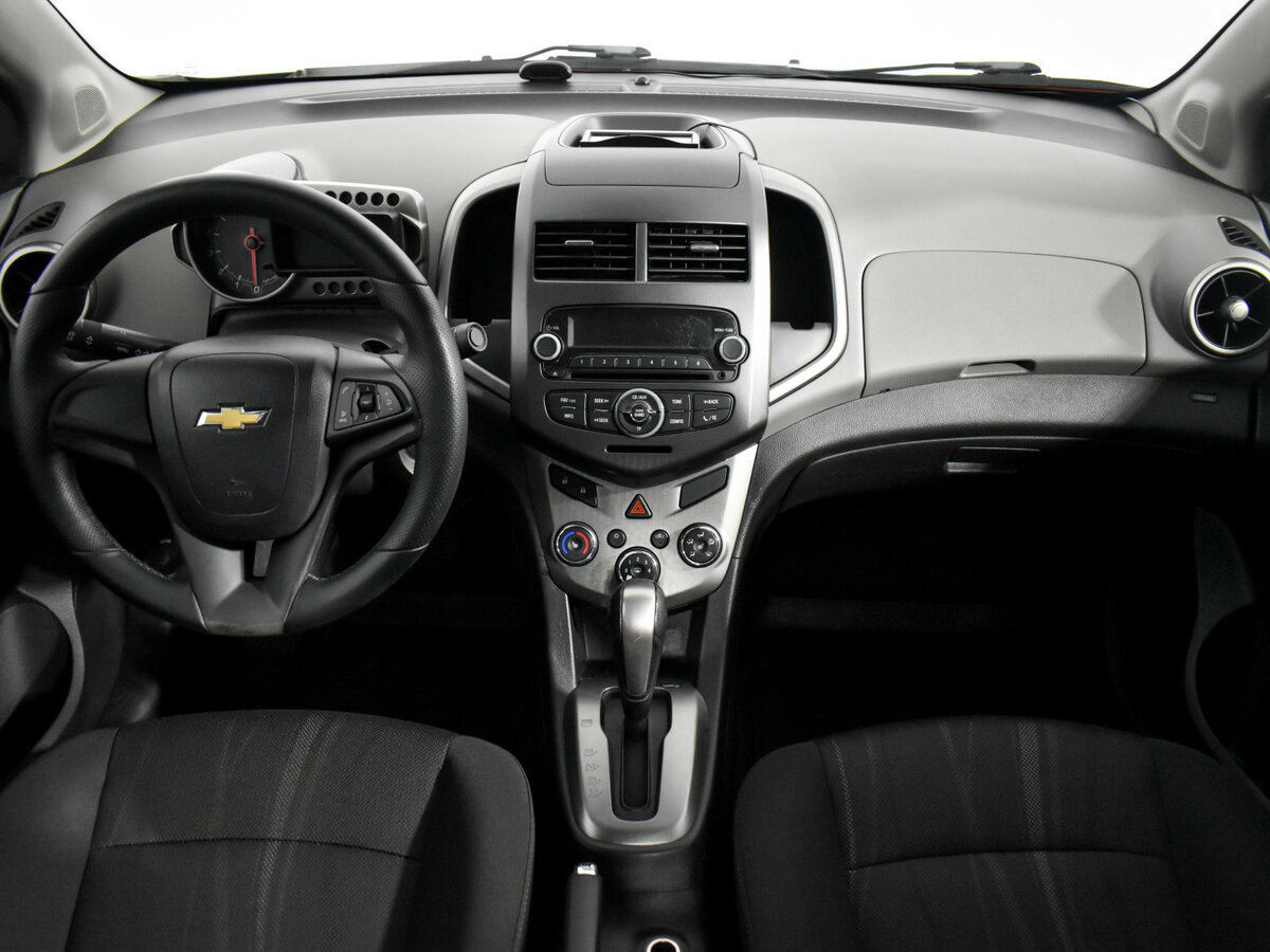 Chevrolet Aveo II, 2014 - Фото №12